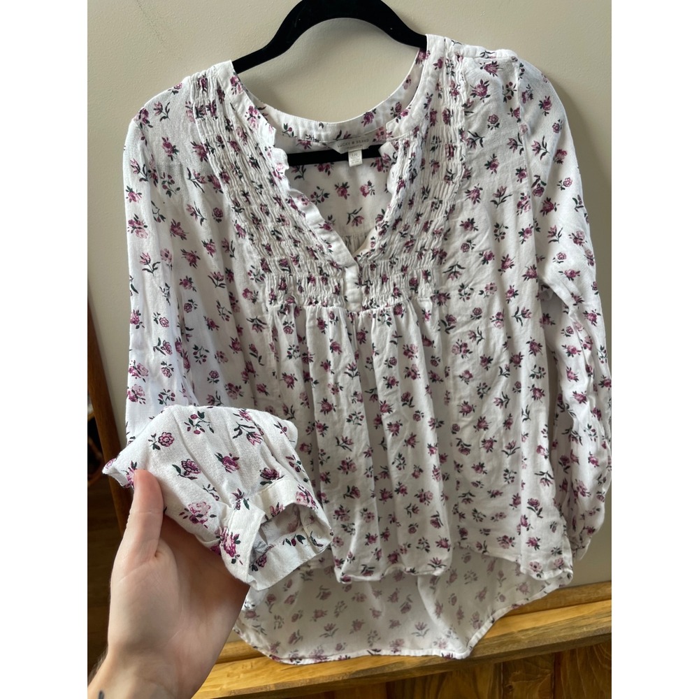 Lucky Brand Floral Blouse Women's Large White Pink Pintuck Smocked Top - Picture 3 of 6